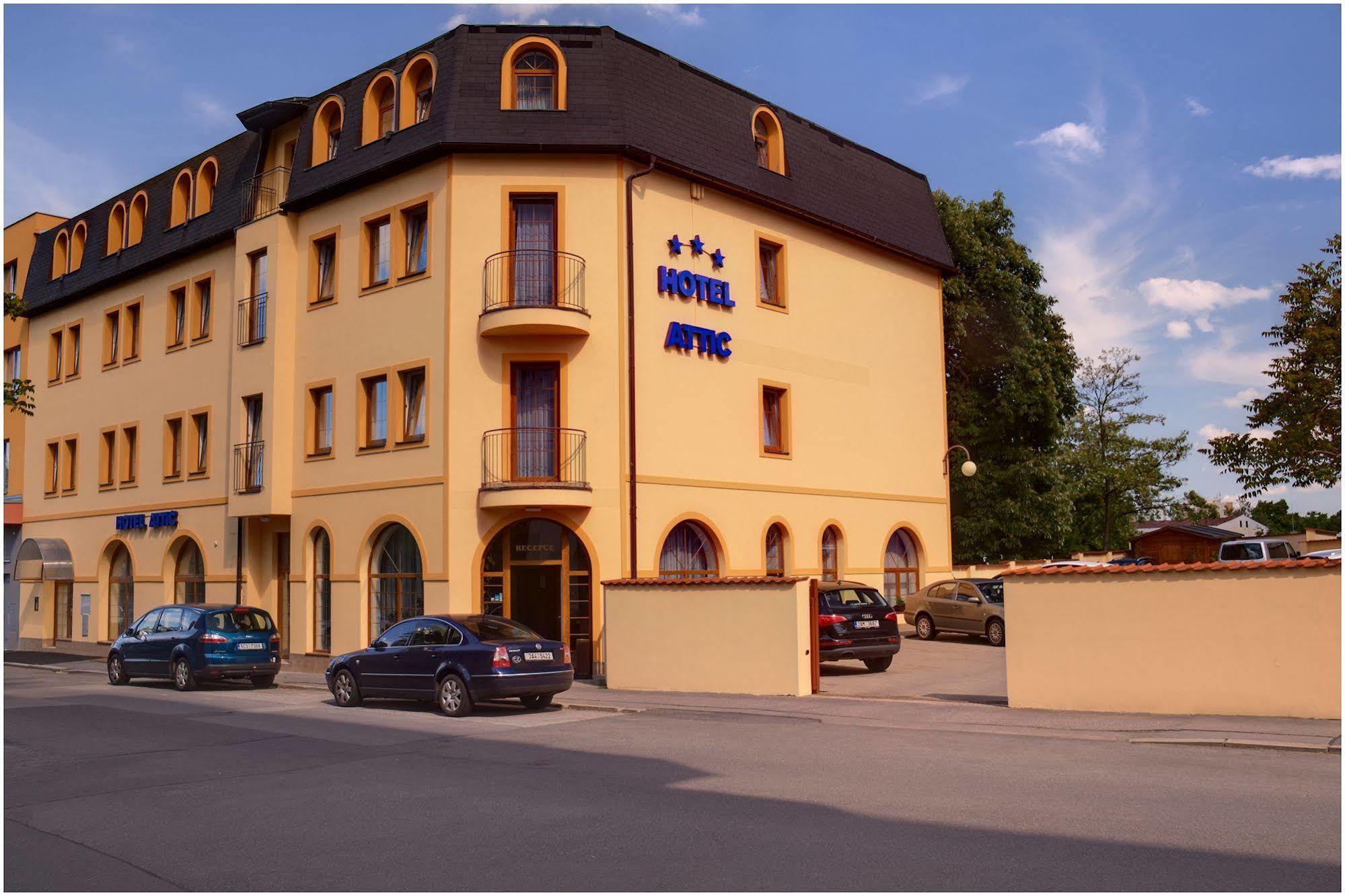 Attic Hotel Prague Exterior photo